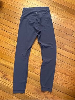 Lululemon Align - Original Version (size 4 - inseam 25”)